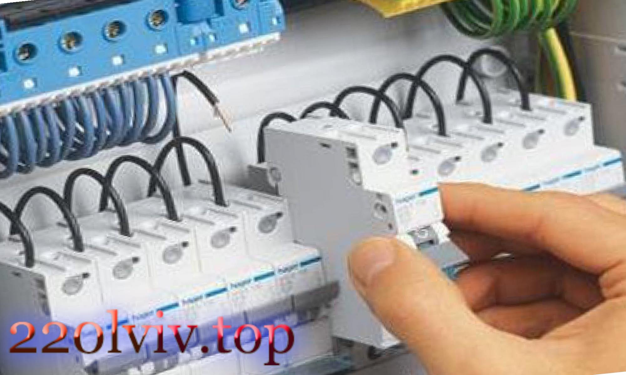 Прихована і зовнішня ретро проводка в дерев'яному будинку